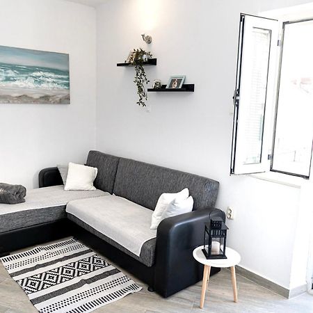 Apartman Murter 2+1 Екстериор снимка